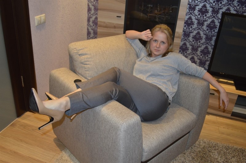 У меня опыт и талант, чтобы удовлетворить все твои сексуальные фантазии. 🌟 Мои услуги включают классический и оральный секс, экстрим, ролевые игры и многое другое. Фото в моем профиле только подтверждают мою привлекательность. 😍 Возможно, ты уже слышал о моей репутации – меня похвалили за нежность и профессионализм. Я буду рада построить интимные отношения с тобой и помочь тебе расслабиться после долгого рабочего дня. Давай проведем вечер вместе! 😉 Жду твоего звонка! 17216, 25 лет