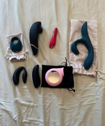 Встречи со мной оставят тебя полностью удовлетворенным.
⠀
Я искусна в искушении, обладаю множеством навыков и умений, чтобы удовлетворить все твои желания. Великолепные техники массажа, роскошный оральный секс, страстные поцелуи и многое другое - все это ждет тебя в моей обнаженной обитель.
⠀
Наши встречи будут полны страсти, нежности и эмоций. Я с радостью воплотю ваши самые сокровенные фантазии. Будь уверен, я уделю внимание каждой твоей потребности. В любых обстоятельствах я сделаю все возможное, чтобы ты ощутил себя особенным.
⠀
Обещаю, что время проведенное со мной будет исключительным. Доверься магии моих рук и ты почувствуешь себя настоящим королем. Забудь обо всем и окунись в мир наслаждения и настоящего блаженства.
⠀
Для твоего удобства, я располагаю уютной квартирой в самом сердце Москвы. Окружение красоты и комфорта также позволят нам раскрыться на 100% и насладиться каждым мгновением нашей встречи.
⠀
Не могу дождаться, чтобы увидеть тебя! Фото и отзывы доступны по запросу. Спешите, мой господин, позвони мне сейчас!🔥 3654, 24 года